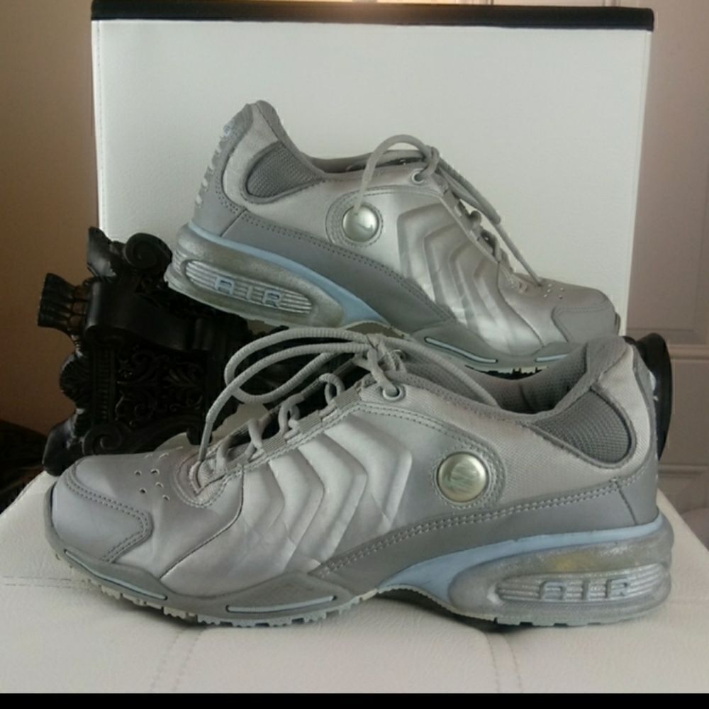 Nike Air Silver Cross training athletic shoes - Picture 2 of 8